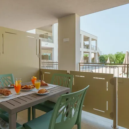 Village Resort Vada