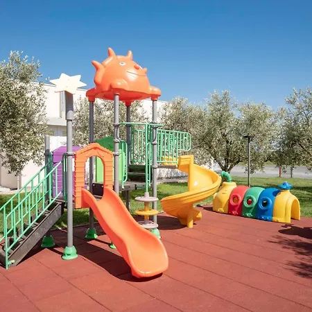 Village 3* Vada