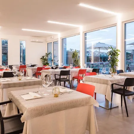 Курортный комплекс Village 3*