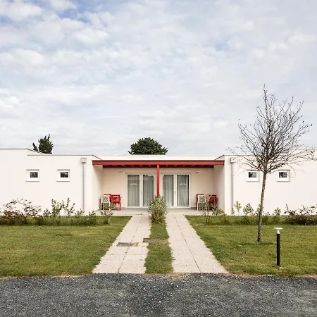 Village Resort Vada
